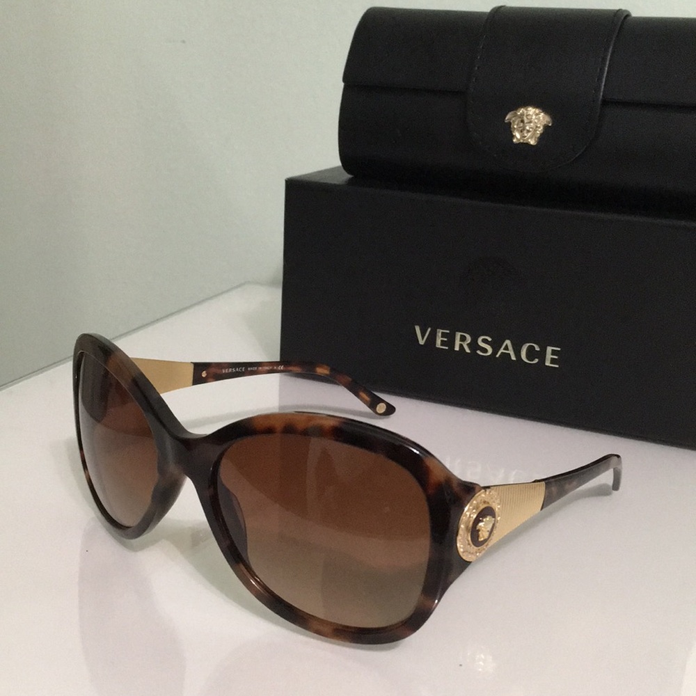 Versace sunglasses 4237-B